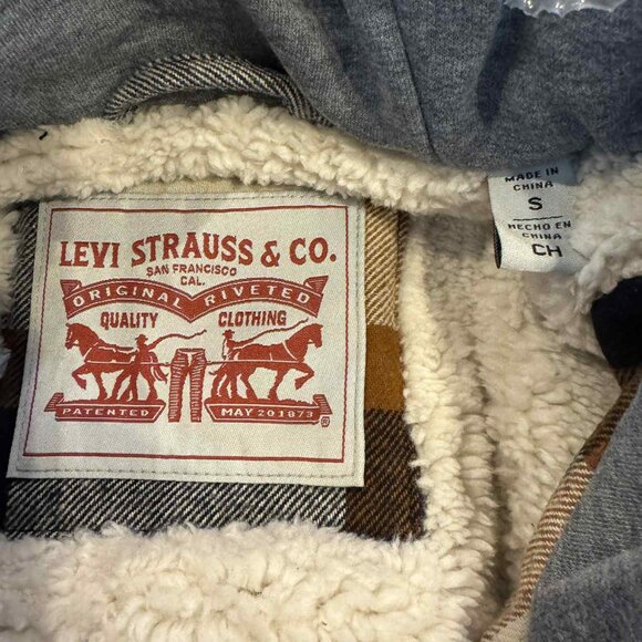 Levi's Plaid Sherpa Lined Hoodie Jacket Insulated $148 Levis - Picture 8 of 14